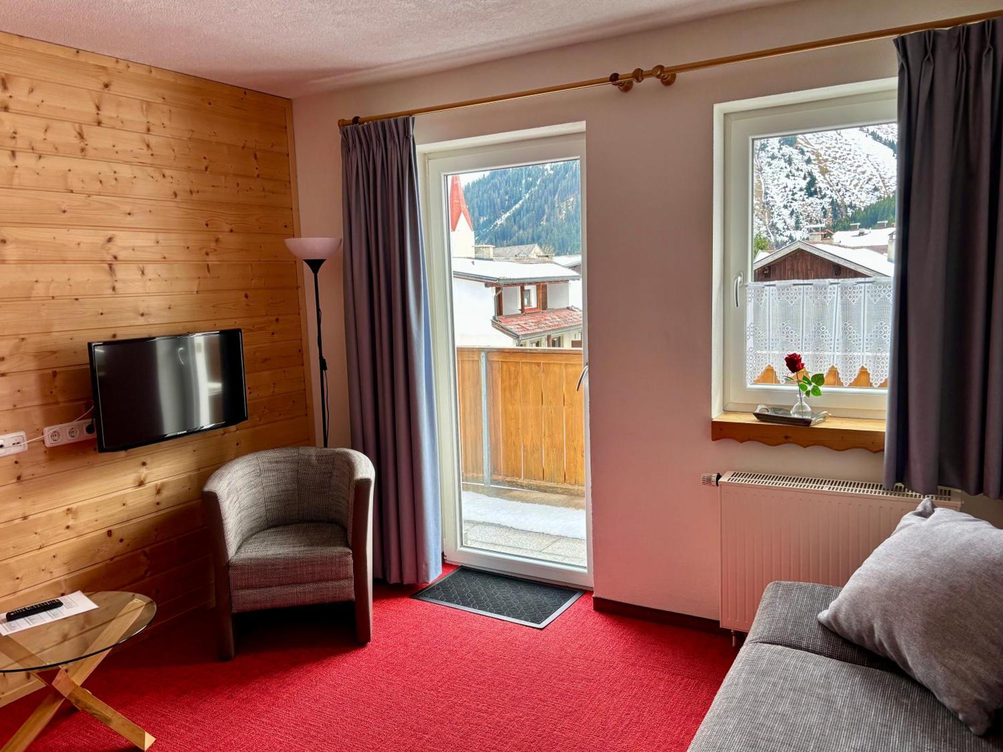 Landhaus Cornelia Berwang Exterior foto